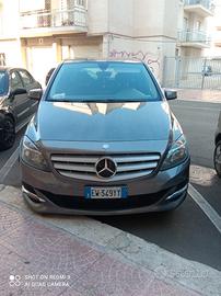 MERCEDES Classe B (T245) - 2014 compreso passaggio