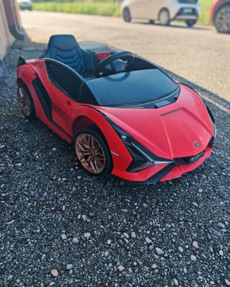 Macchina elettrica per bambini 