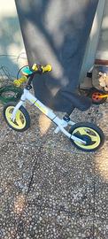 bicicletta senza pedali per bambini