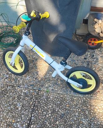 bicicletta senza pedali per bambini