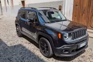 Jeep Renegade 1.6 Mjt 120 CV "Dawn of Justice"