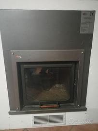 termocamino pellet/legna e altri 24kw Helios