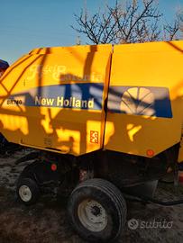 ROTOPRESSA NEW HOLLAND BR 740