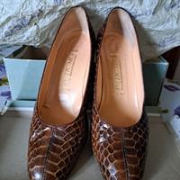 Scarpe in pelle cobra. Cipollini 