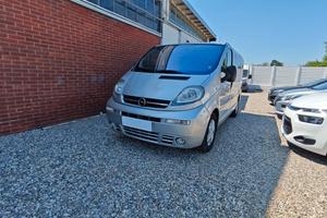 Opel Vivaro 27 2.5 CDTI/135CV PC-TN Combi