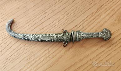 Tagliacarte ornamentale