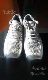 Hogan misura 29 grigio ben tenute usate pochissimo