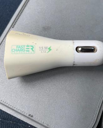 Adattatore di alimentazione con due porte USB