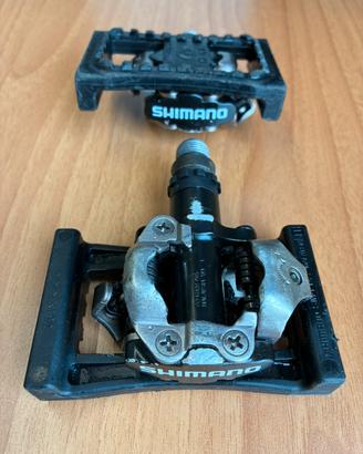 Pedali Shimano MTB