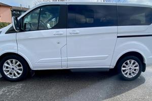 Ford Tourneo Custom Titatium MHEV