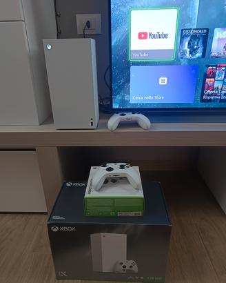 Xbox series X 1 tera bianca.