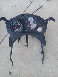 Strumentazione più telaietto  Kawasaki GPZ 500 