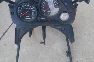 Strumentazione più telaietto  Kawasaki GPZ 500 
