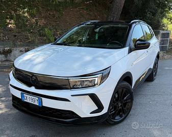 Opel Grandland diesel automatico