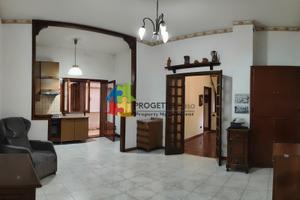 Appart. con ingresso indipendente a 50 mt dal mare
