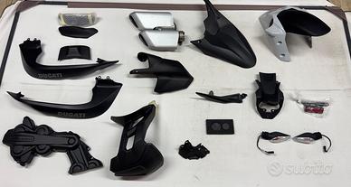 Vari pezzi per Multistrada 1200S