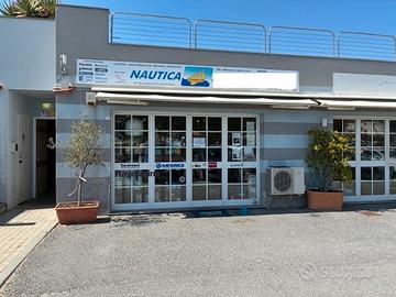 Negozio e attivita' nautica