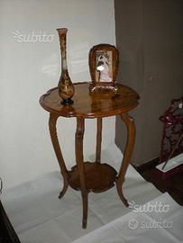 "Papillon"-Gueridon Gallè