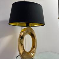 Lampada da tavolo oro e nera