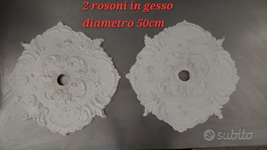 2 vecchi rosoni in gesso da soffitto
