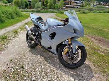 Gsxr 1000 solo pista