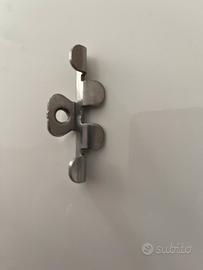 Staffa inox scomparsa fissaggio doghe/listelli