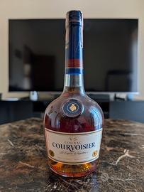 Cognac Courvoisier V.S. - "Le Cognac de Napoleon"
