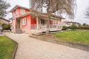 villa-singola-su-due-livelli-con-taverna-e-ampio-g