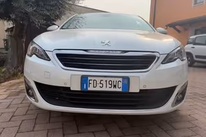 PEUGEOT 308 1.6 BLUEHDI 120CV ALLURE 140.000 KM