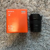 Sony E 11 F 1.8
