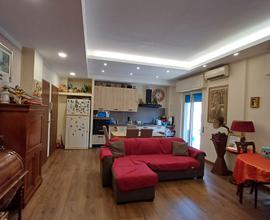 Piccolo trivani finemente ristrutturato Ognina-cir