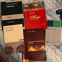 Libri universitari linguistica e storia medievale