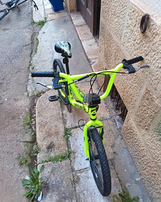 BMX atala