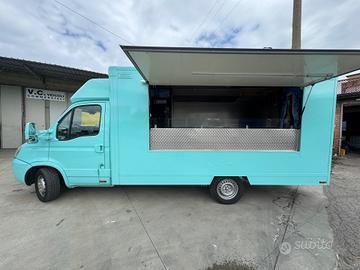 Autonegozio Paninoteca Ambulante Food Truck
