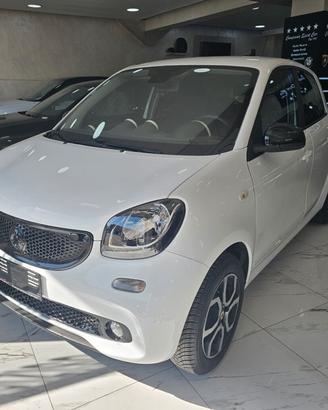 NUOVA SMART FORFOUR PASSION EDITION 1.0 TURBO BENZ