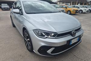 Volkswagen Polo 1.0 TSI DSG R-Line