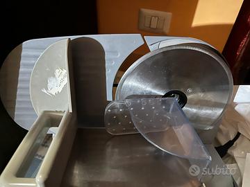 Affettatrice ekettrica