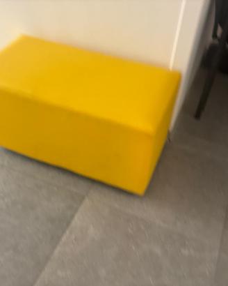 Pouf colorato rettangolare a due sedute 40x80x40H