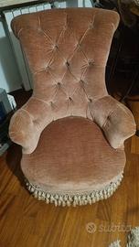 poltroncina antica rosa