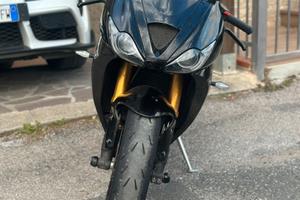 Trimph daytona SE 675 2009