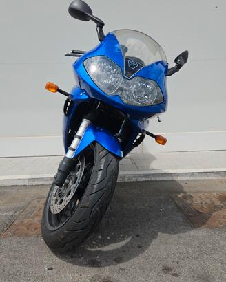 triumph  daytona 955i  ricambi 