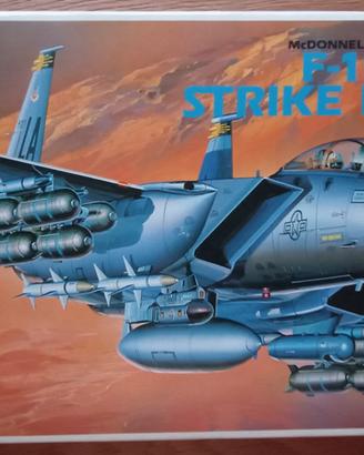 Academy: kit McDonnell Douglas F-15E 1/72