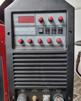 saldatrice tig AC/DC