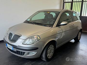 Lancia Ypsilon 1.2 Oro