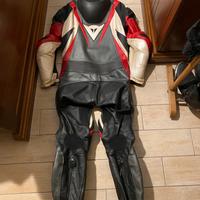 Tuta Dainese completo più Guanti Alpinestar