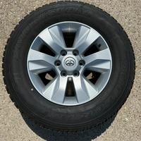 Cerchi + gomme Toyota Hylux - tutto nuovo