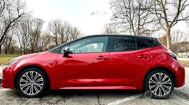 Toyota Corolla 1.8 Hybrid Style (03/2019) perfetta