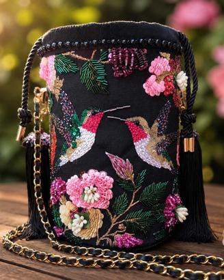 Borsa artigianale ricamata 
