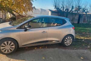 Renault Clio 1.5 D per neo patentati grigia