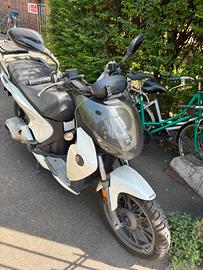 Scooter Benelli Macis 125 - 2014